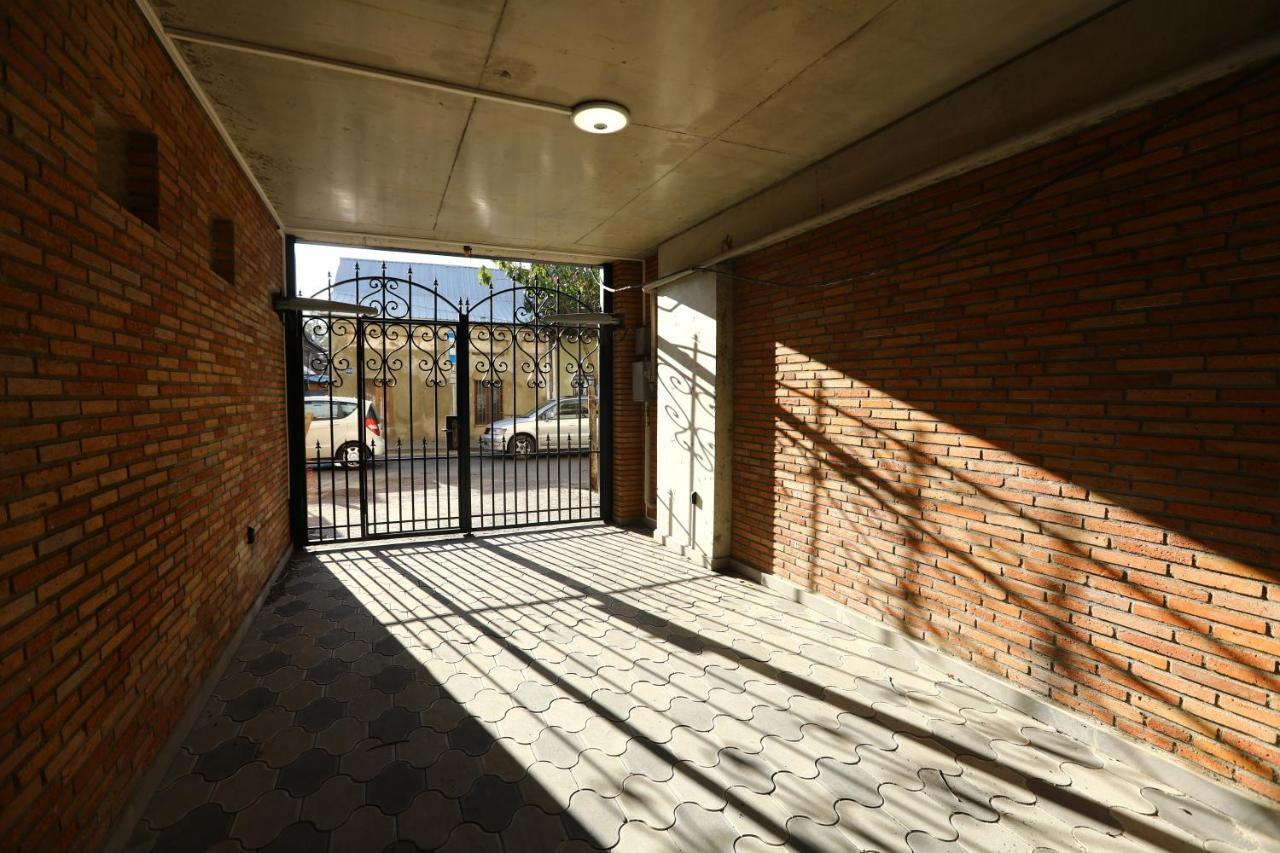 Brick House Apartment Tbilisi Exterior foto